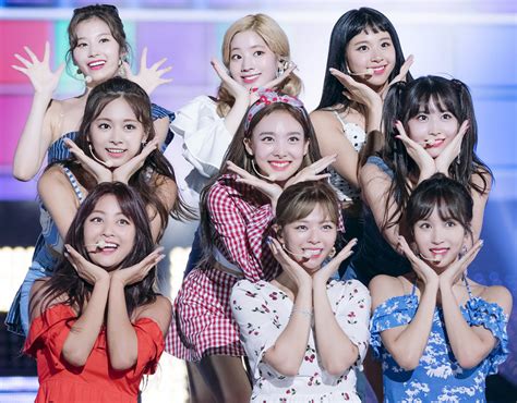 ao3 kpop|TWICE (Band) .